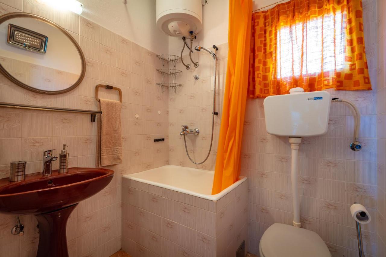 Holiday Home Barbara Trogir Kültér fotó