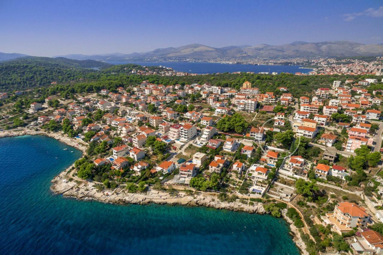 Holiday Home Barbara Trogir Kültér fotó